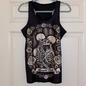 ✨Reduced Tank top with loving skeletons - very stretchy